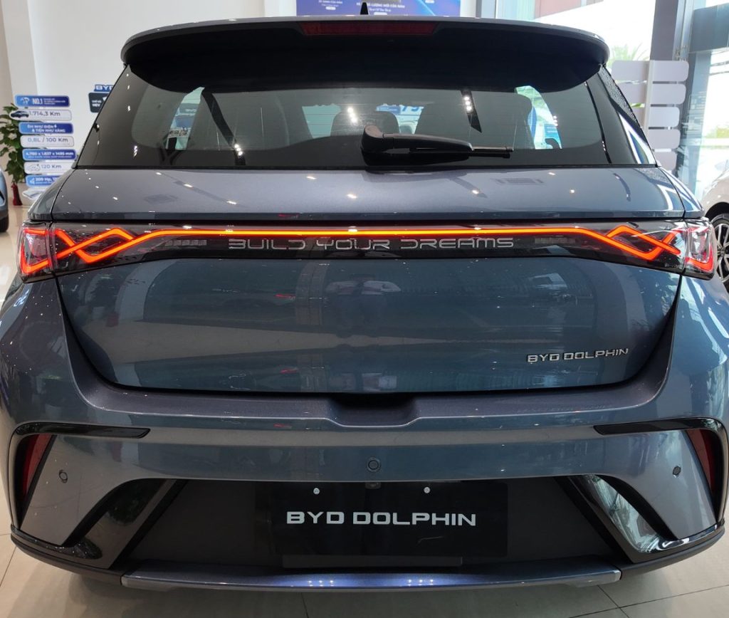 ngoai-that-byd-dolphin-2026
